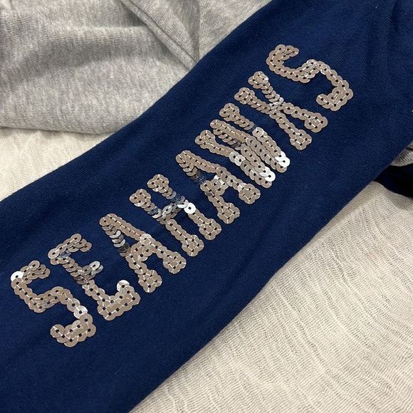 Seattle Seahawks Sweatshirt - Picture 4 of 4